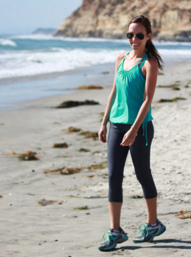Sydne Style Old Navy active compression 