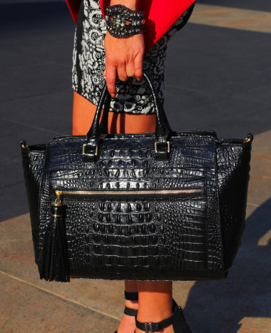 brahmin purses black