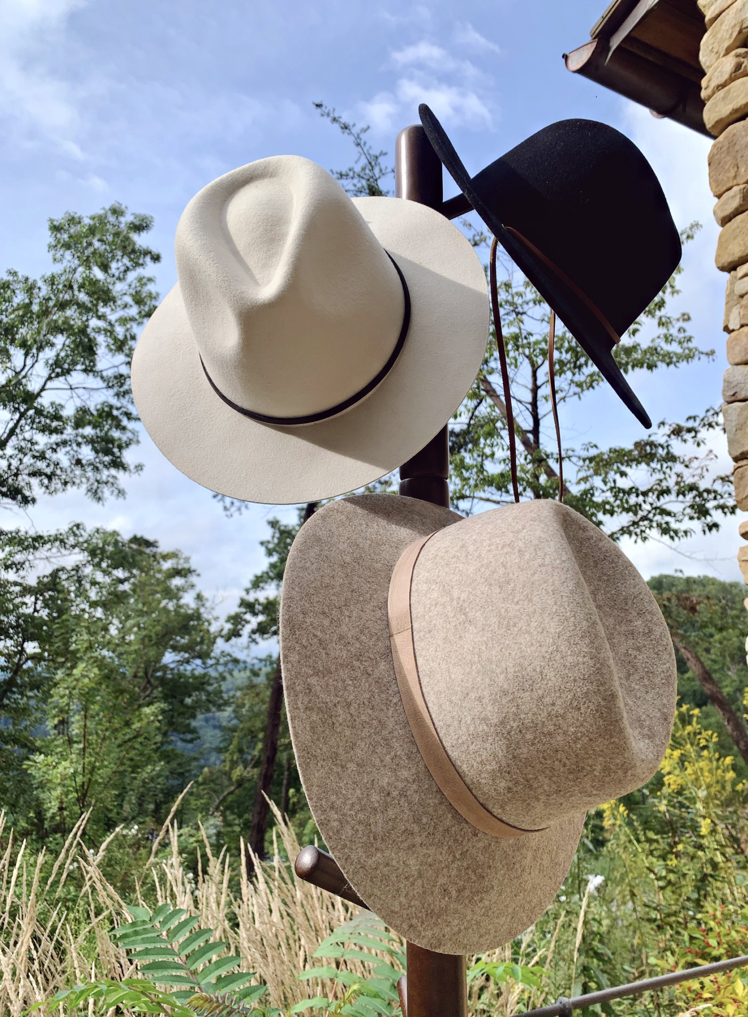 What to Wear in the Mountains Sydne Style