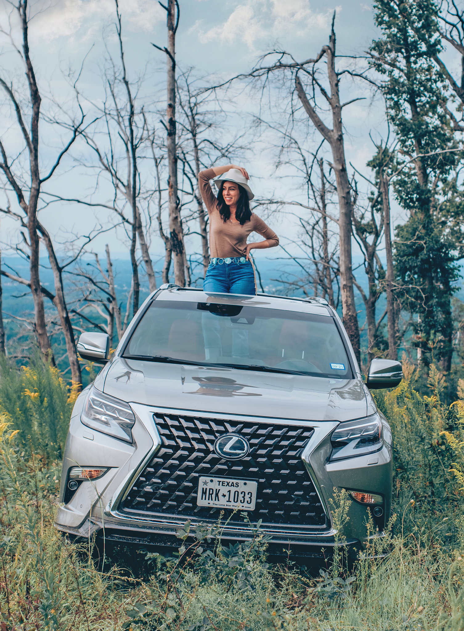 What to Wear in the Mountains Sydne Style